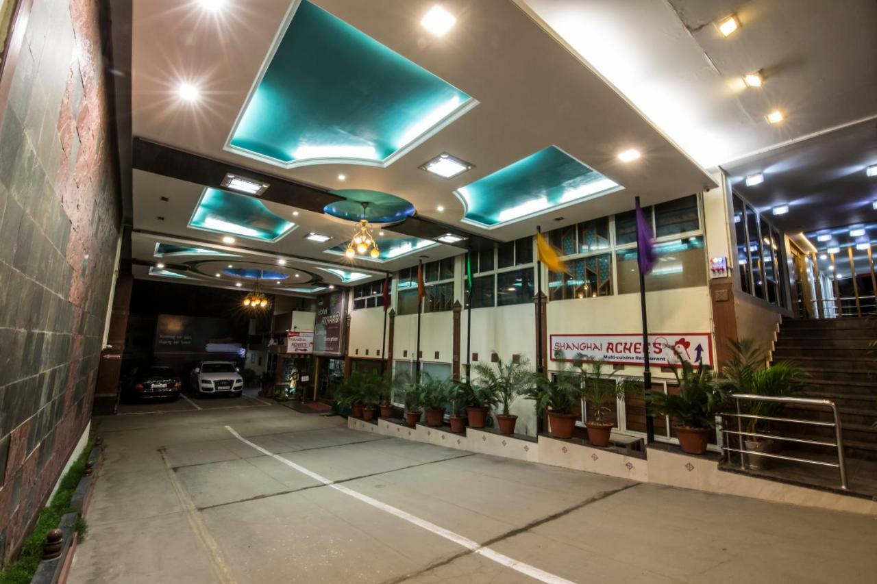 Hotel Aryaas Palayankottai Экстерьер фото