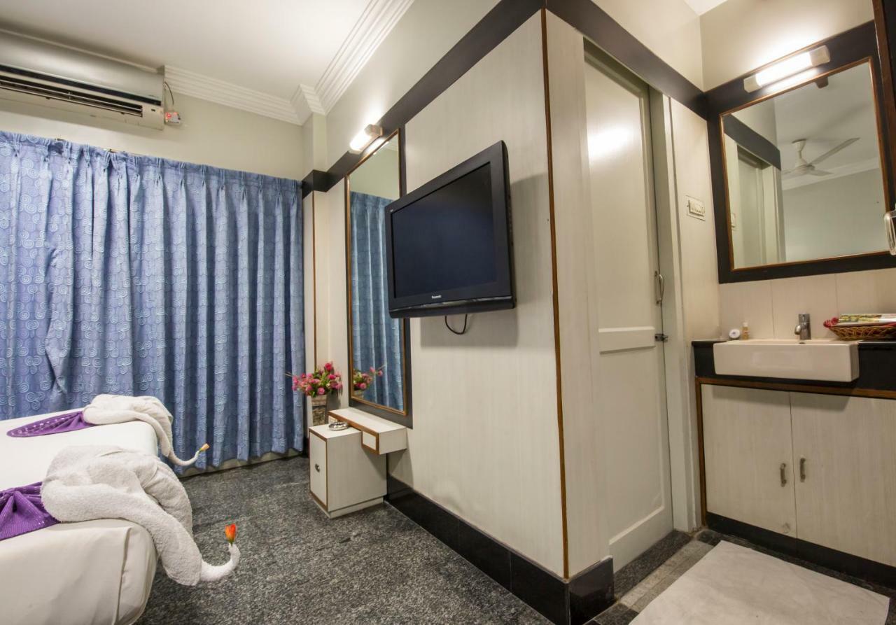 Hotel Aryaas Palayankottai Экстерьер фото
