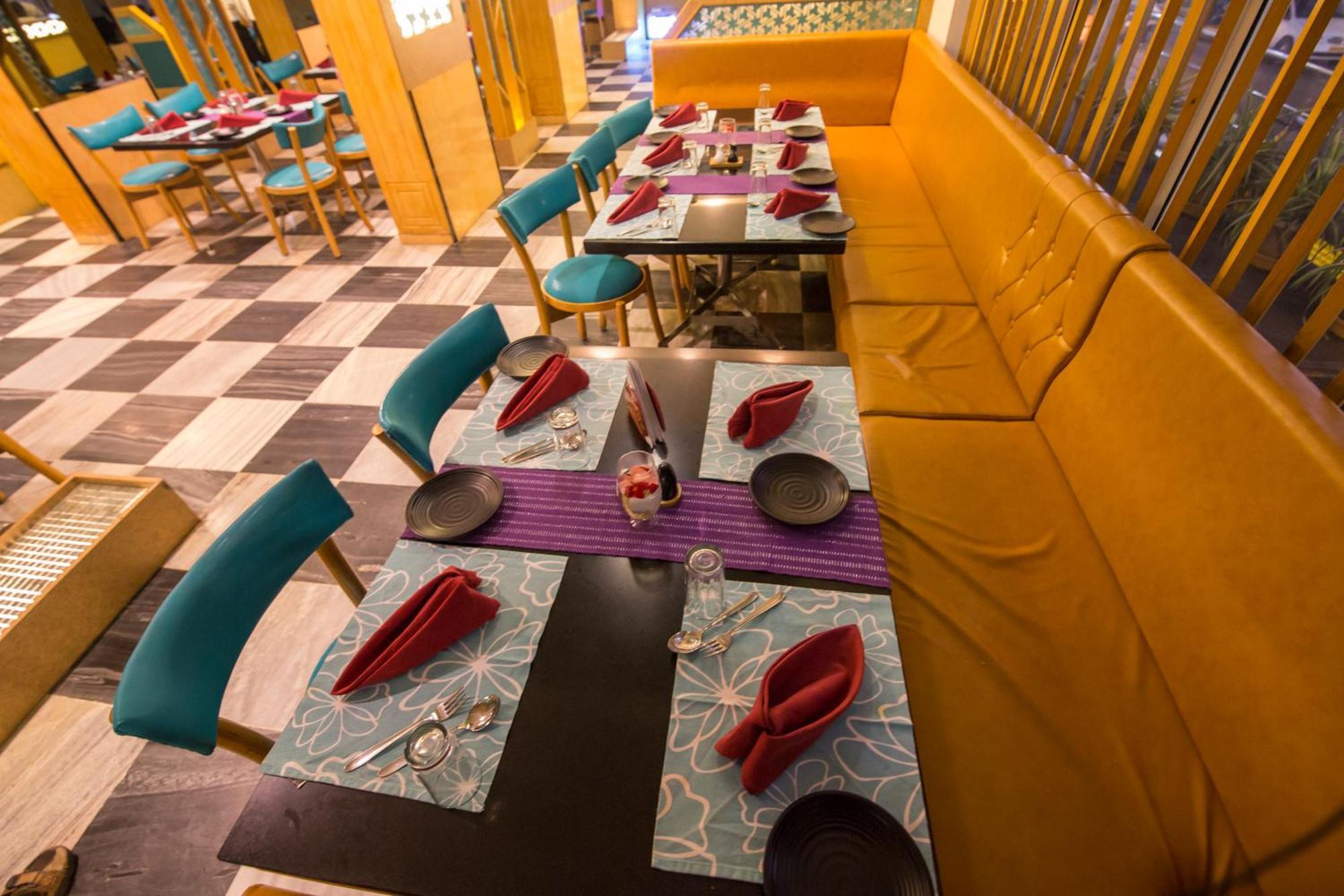 Hotel Aryaas Palayankottai Экстерьер фото